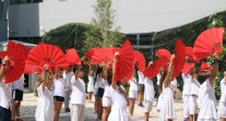 50 ans du Lycée français de Singapour : danse des éventails