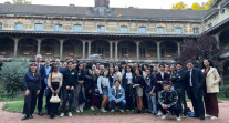 Accueil de la promotion Excellence-Major 2022 : photo souvenir des participants au lycée du Parc à Lyon