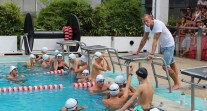 Singapore swim stars : séance d'entraînement avec Frédérick Bousquet pour les nageurs du LFS