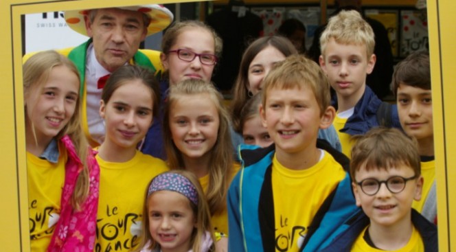 Le Lycée français de Düsseldorf fait son Tour de France : photo souvenir