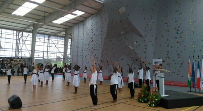 Inauguration du gymnase du lycée Blaise-Pascal d&#039;Abidjan : spectacle