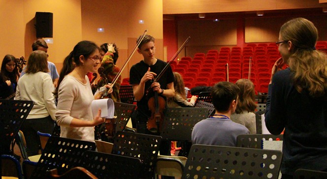 L&#039;Orchestre des lycées français du monde (saison 4) à Madrid : installation avant la répétition