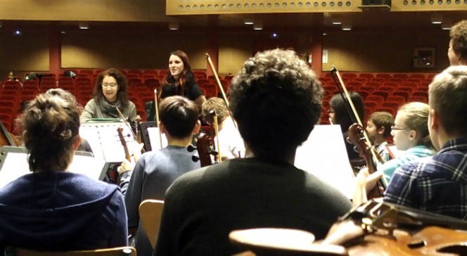 L&#039;orchestre des lycées français du monde (saison 2) à Madrid : Alithéa Ripoll avec les musiciens