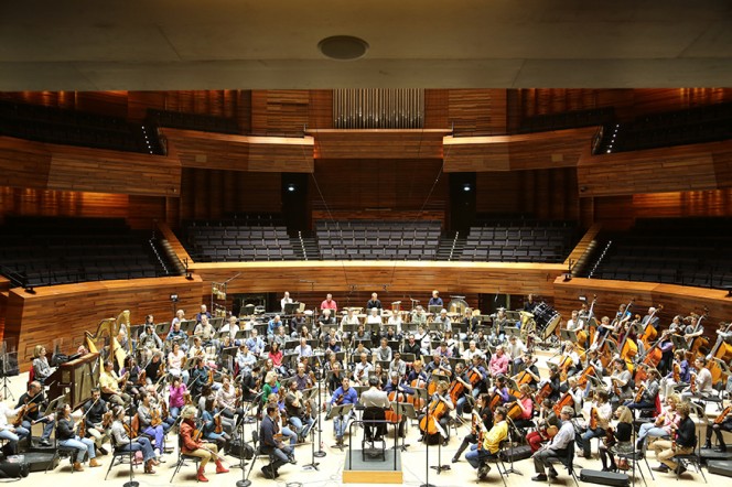 Répétition de l&#039;Orchestre philharmonique de Radio France : plan général