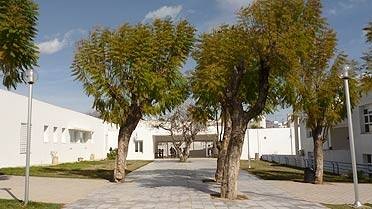 L&#039;école Robert-Desnos de Tunis (Tunisie).