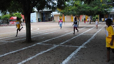 L'épreuve de sprint au lycée Saint-Exupéry transformé en sta
