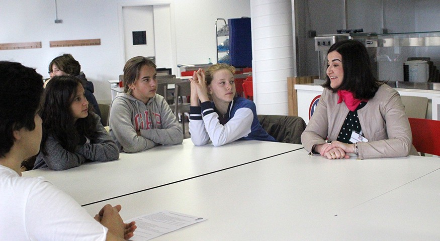 Une marraine "Elles bougent" au Lycée français de Madrid
