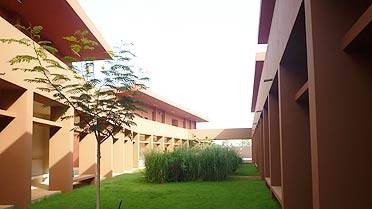 Le lycée français Jean-Mermoz de Dakar